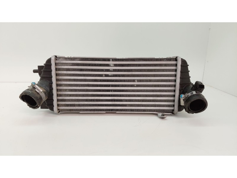 Recambio de intercooler para kia carens iv 1.7 crdi referencia OEM IAM 282702A480  