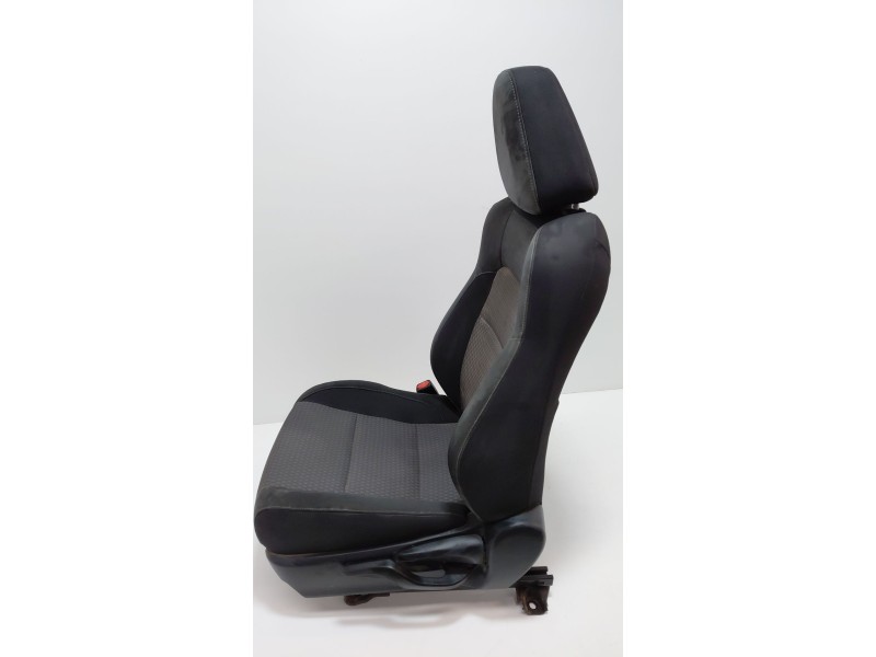 Recambio de asiento delantero izquierdo para toyota auris hybrid business referencia OEM IAM   