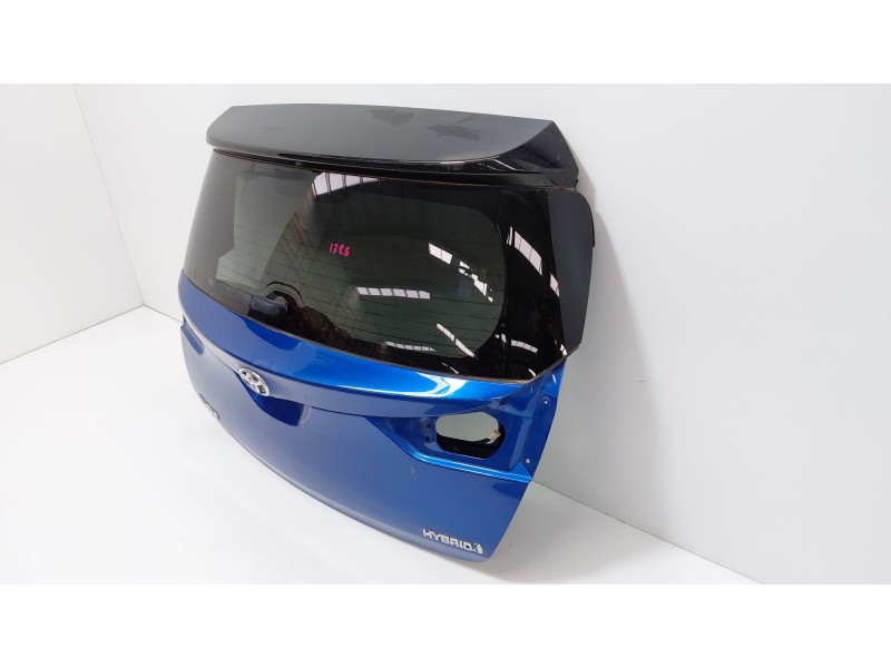 Recambio de porton trasero para toyota auris hybrid business referencia OEM IAM   
