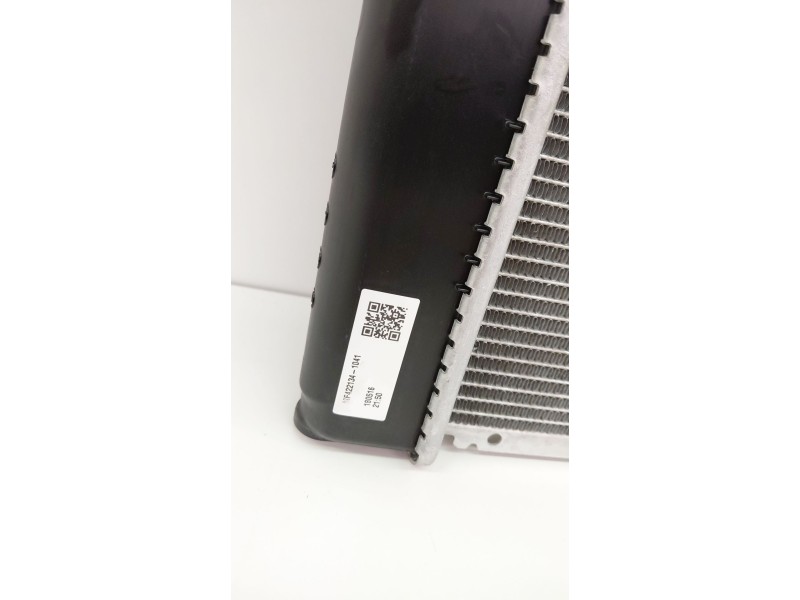 Recambio de radiador agua para toyota auris hybrid business referencia OEM IAM   