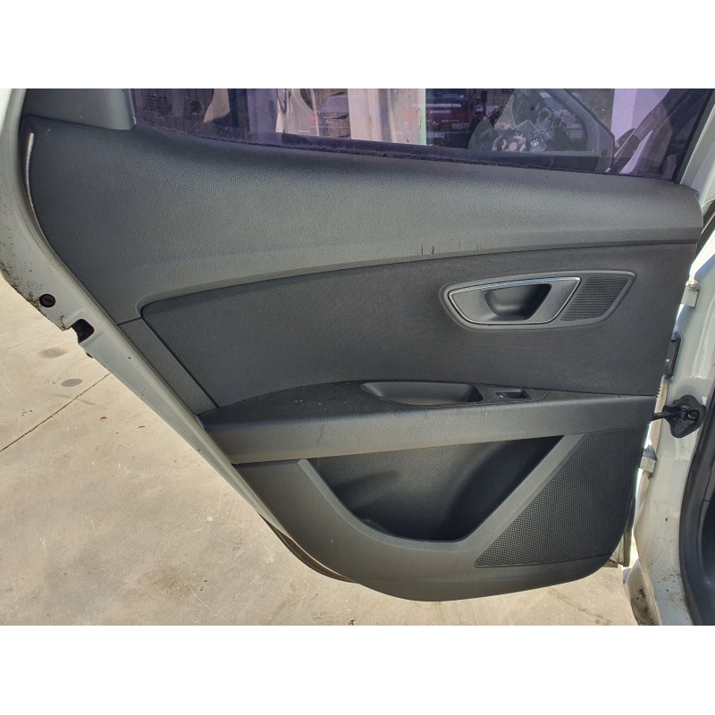 Recambio de guarnecido puerta trasera izquierda para seat leon (5f1) 2.0 tdi referencia OEM IAM   