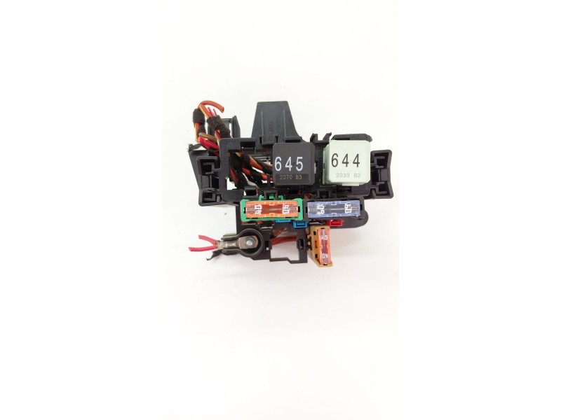 Recambio de caja reles / fusibles para audi q5 (8r) 3.0 tdi 245 cv referencia OEM IAM 8K1937503C  
							