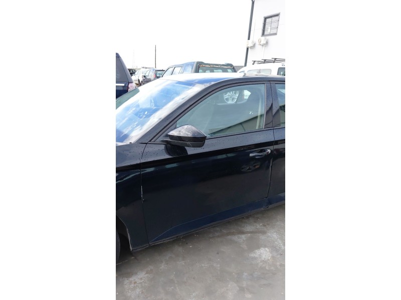 Recambio de puerta delantera izquierda para skoda superb iii (3v3) 2.0 tdi referencia OEM IAM    Recambio de puerta delantera izquierda para skoda superb iii (3v3) 2.0 tdi referencia OEM IAM