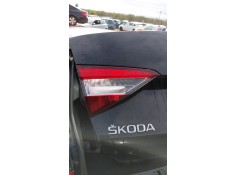 Recambio de piloto trasero izquierdo interior para skoda superb iii (3v3) 2.0 tdi referencia OEM IAM