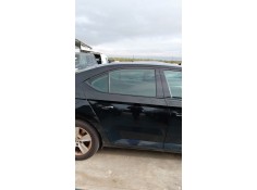 Recambio de puerta trasera derecha para skoda superb iii (3v3) 2.0 tdi referencia OEM IAM