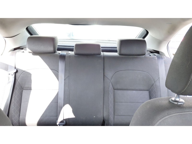 Recambio de asientos traseros para skoda superb iii (3v3) 2.0 tdi referencia OEM IAM   
							