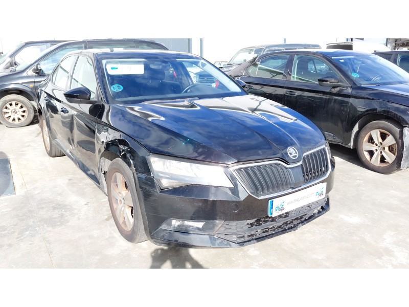 Recambio de cerradura puerta delantera derecha para skoda superb iii (3v3) 2.0 tdi referencia OEM IAM    Recambio de cerradura puerta delantera derecha para skoda superb iii (3v3) 2.0 tdi referencia OEM IAM