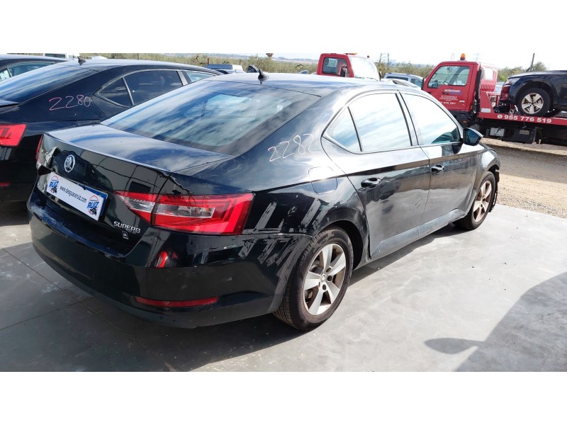 skoda superb iii (3v3) del año 2018
							