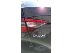 Recambio de piloto trasero izquierdo interior para skoda superb iii (3v3) 2.0 tdi referencia OEM IAM
