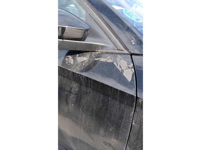 Recambio de puerta delantera derecha para skoda superb iii (3v3) 2.0 tdi referencia OEM IAM    Recambio de puerta delantera derecha para skoda superb iii (3v3) 2.0 tdi referencia OEM IAM