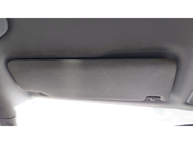 Recambio de parasol izquierdo para skoda superb iii (3v3) 2.0 tdi referencia OEM IAM    Recambio de parasol izquierdo para skoda superb iii (3v3) 2.0 tdi referencia OEM IAM