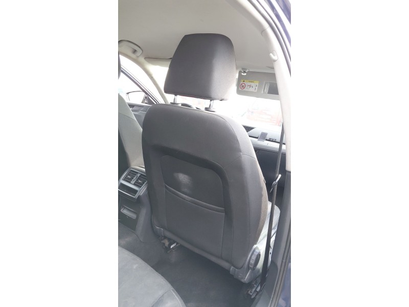 Recambio de asiento delantero derecho para skoda superb iii (3v3) 2.0 tdi referencia OEM IAM    Recambio de asiento delantero derecho para skoda superb iii (3v3) 2.0 tdi referencia OEM IAM