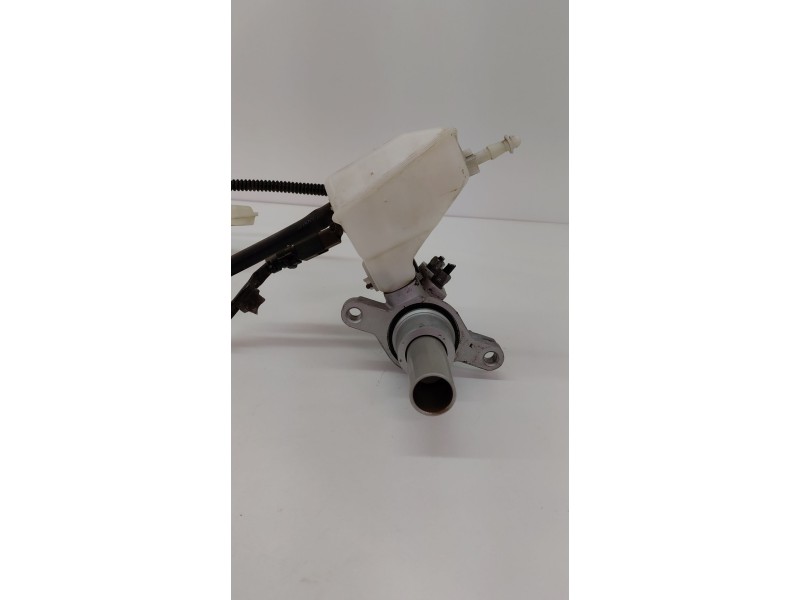 Recambio de bomba freno para citroën c4 grand picasso 1.2 thp 130 cv referencia OEM IAM 03350890841  
							