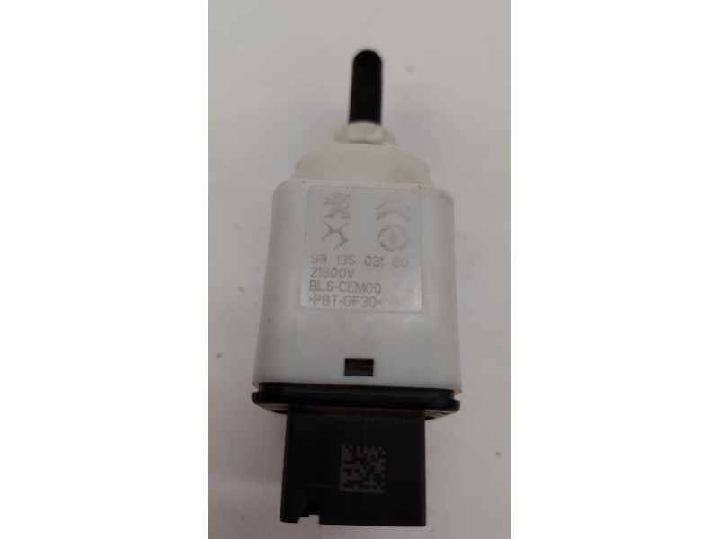 Recambio de sensor para citroën c4 grand picasso 1.2 thp 130 cv referencia OEM IAM 9813503180  