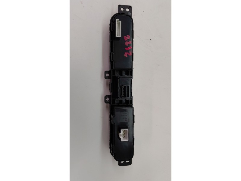Recambio de warning para kia carens iv 1.7 crdi referencia OEM IAM 299128768  