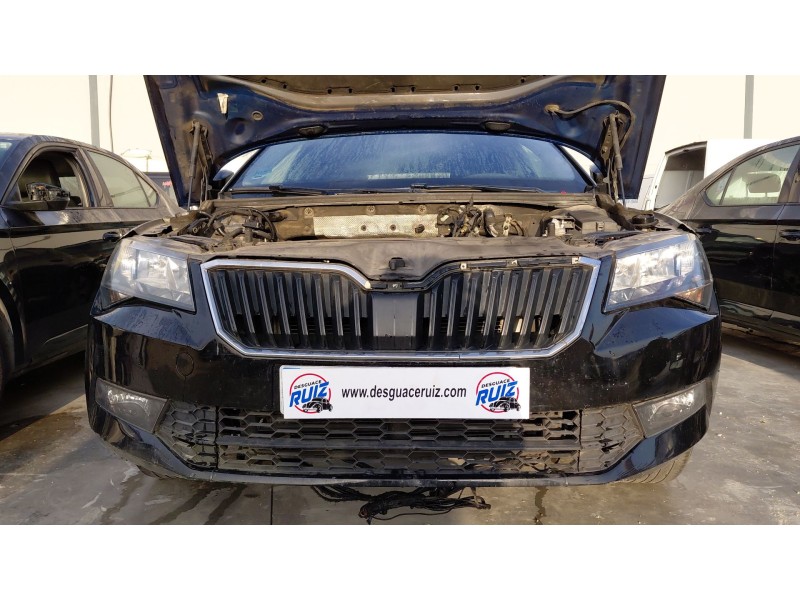 Recambio de paragolpes delantero para skoda superb iii (3v3) 2.0 tdi referencia OEM IAM   