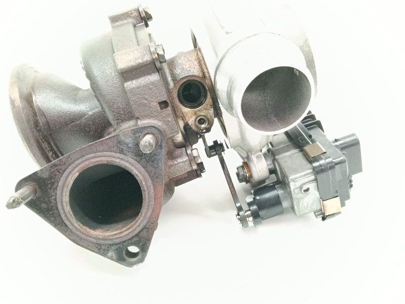 Recambio de turbocompresor para jaguar xe (x760) 2.0 d referencia OEM IAM G4D3 6K682 AE  