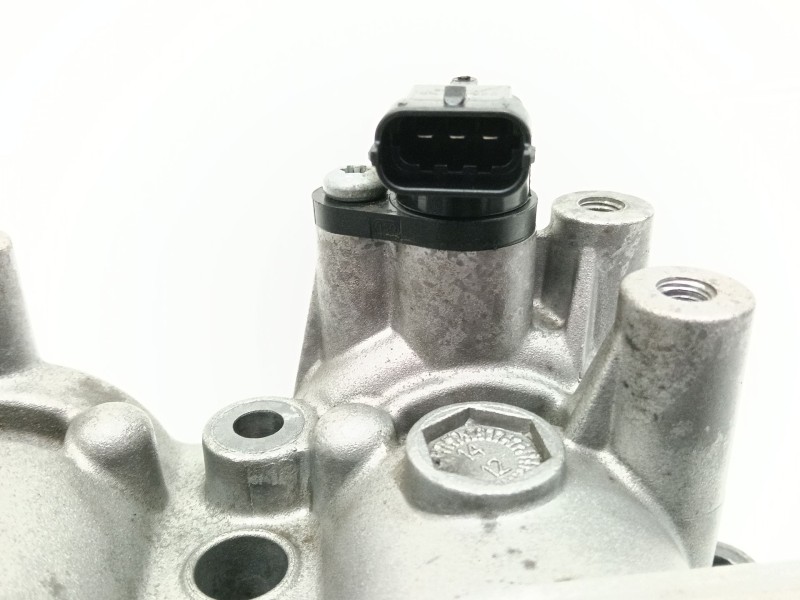 Recambio de tapa balancines para jaguar xe (x760) 2.0 d referencia OEM IAM G4D3 6J011 BB  
							