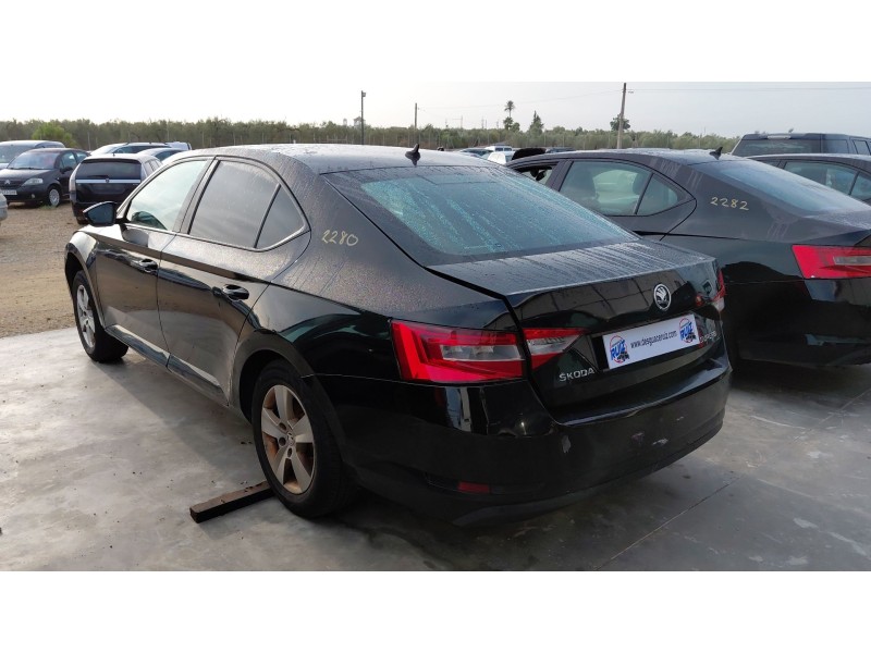 Recambio de cerradura puerta trasera izquierda para skoda superb iii (3v3) 2.0 tdi referencia OEM IAM   
							