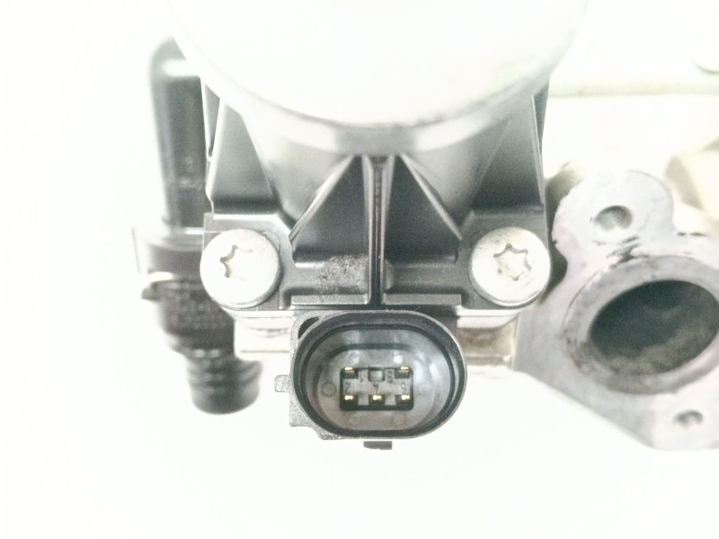 Recambio de valvula egr para jaguar xe (x760) 2.0 d referencia OEM IAM G4D3 9D475AA  
							