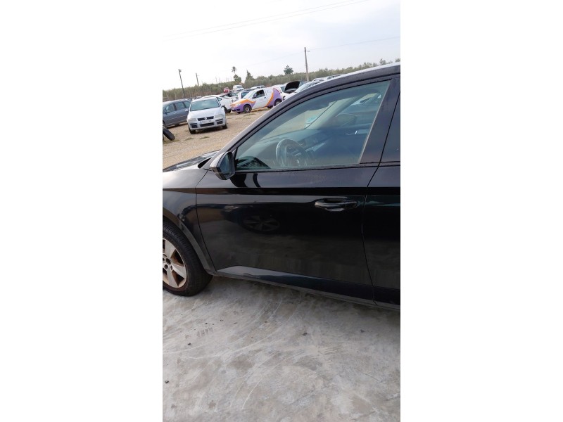 Recambio de puerta delantera izquierda para skoda superb iii (3v3) 2.0 tdi referencia OEM IAM   
							