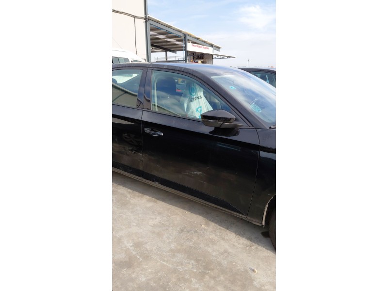 Recambio de puerta delantera derecha para skoda superb iii (3v3) 2.0 tdi referencia OEM IAM   