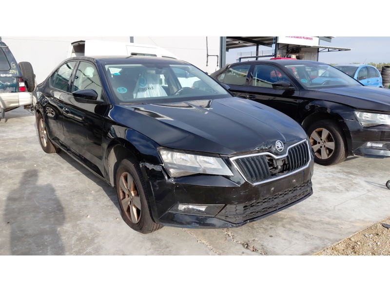 Recambio de cerradura puerta delantera derecha para skoda superb iii (3v3) 2.0 tdi referencia OEM IAM   
							