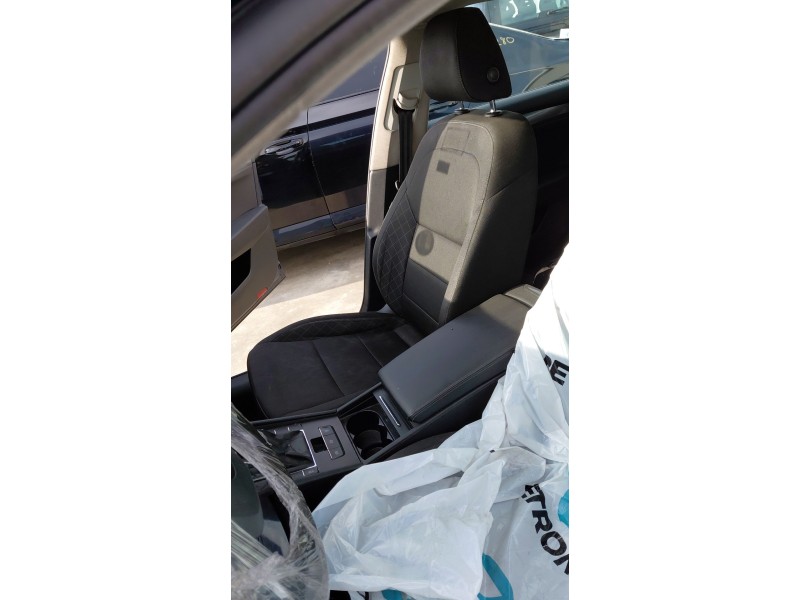 Recambio de asiento delantero derecho para skoda superb iii (3v3) 2.0 tdi referencia OEM IAM   
							