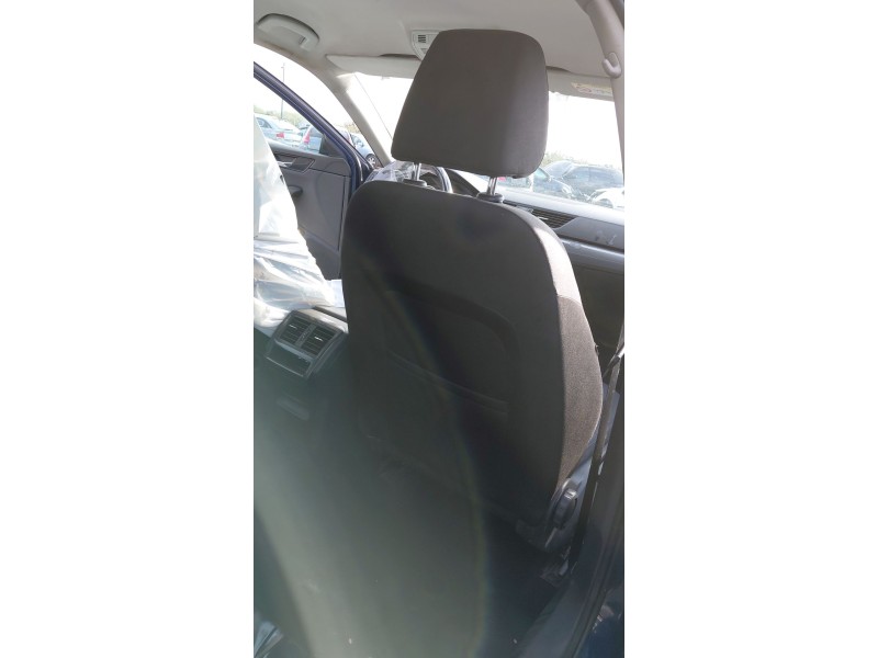 Recambio de asiento delantero derecho para skoda superb iii (3v3) 2.0 tdi referencia OEM IAM   