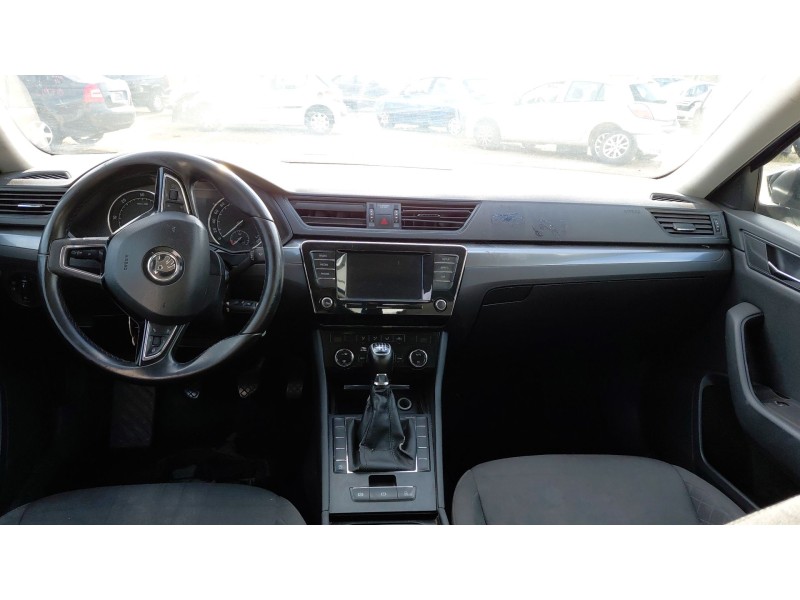 skoda superb iii (3v3) del año 2018
							