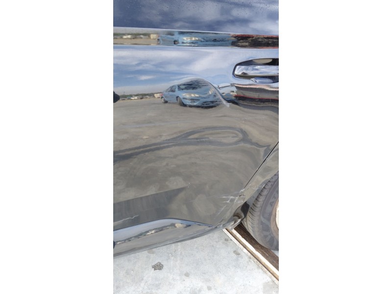 Recambio de puerta trasera izquierda para skoda superb iii (3v3) 2.0 tdi referencia OEM IAM   
							