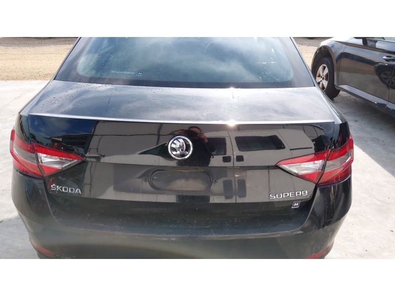 Recambio de porton trasero para skoda superb iii (3v3) 2.0 tdi referencia OEM IAM   
							