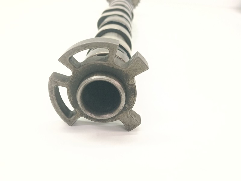 Recambio de arbol de levas para jaguar xe (x760) 2.0 d referencia OEM IAM G4D3 6M288 BB  