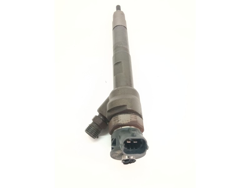 Recambio de inyector para jaguar xe (x760) 2.0 d referencia OEM IAM 6433 9K546 AA  