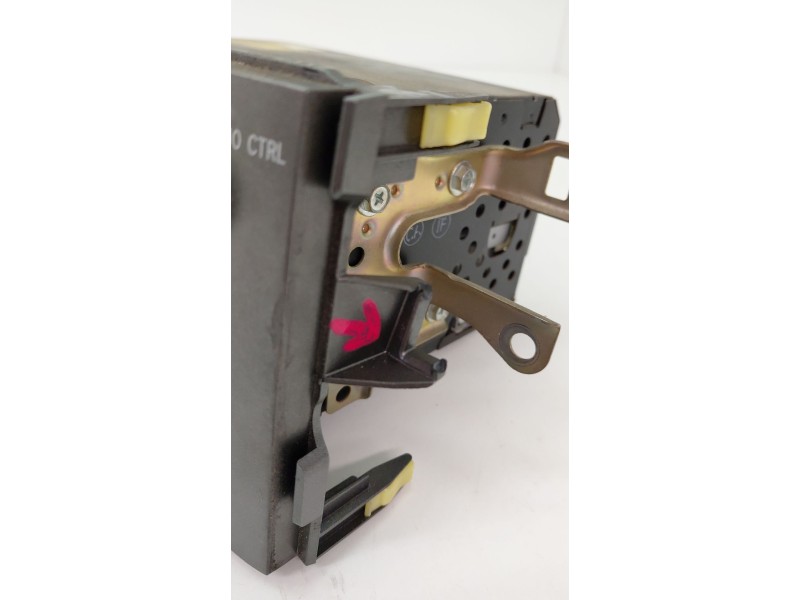 Recambio de sistema audio / radio cd para toyota auris (_e15_) 1.4 d-4d (nde150_) referencia OEM IAM 121861920  