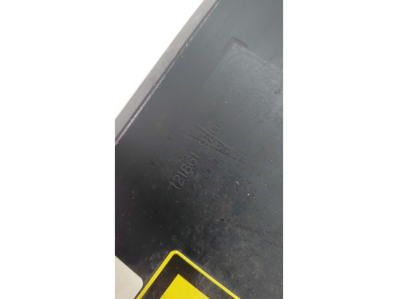 Recambio de sistema audio / radio cd para toyota auris (_e15_) 1.4 d-4d (nde150_) referencia OEM IAM 121861920  