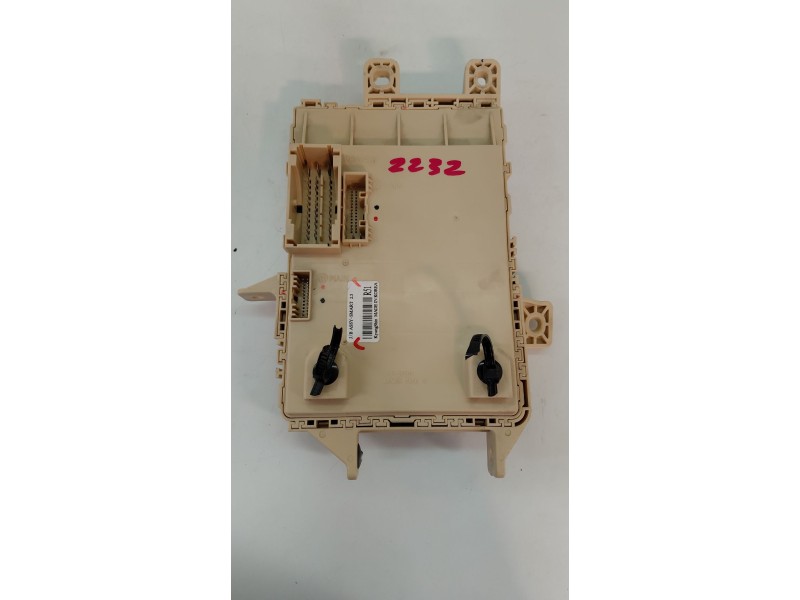Recambio de caja reles / fusibles para kia carens iv 1.7 crdi referencia OEM IAM 91950A4510  