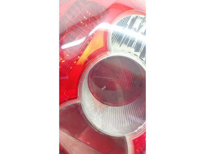 Recambio de piloto trasero izquierdo para toyota auris (_e15_) 1.4 d-4d (nde150_) referencia OEM IAM 815600238000  
							