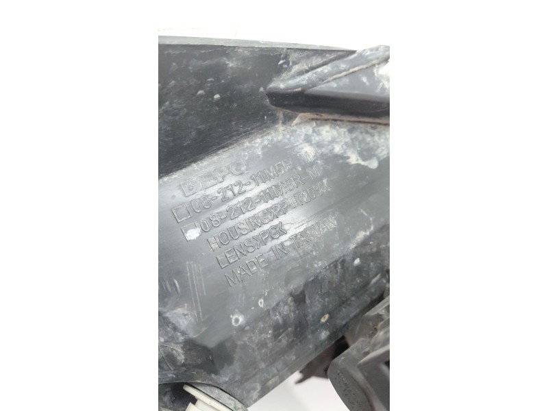 Recambio de faro derecho para toyota auris (_e15_) 1.4 d-4d (nde150_) referencia OEM IAM 0821211M5R  
							