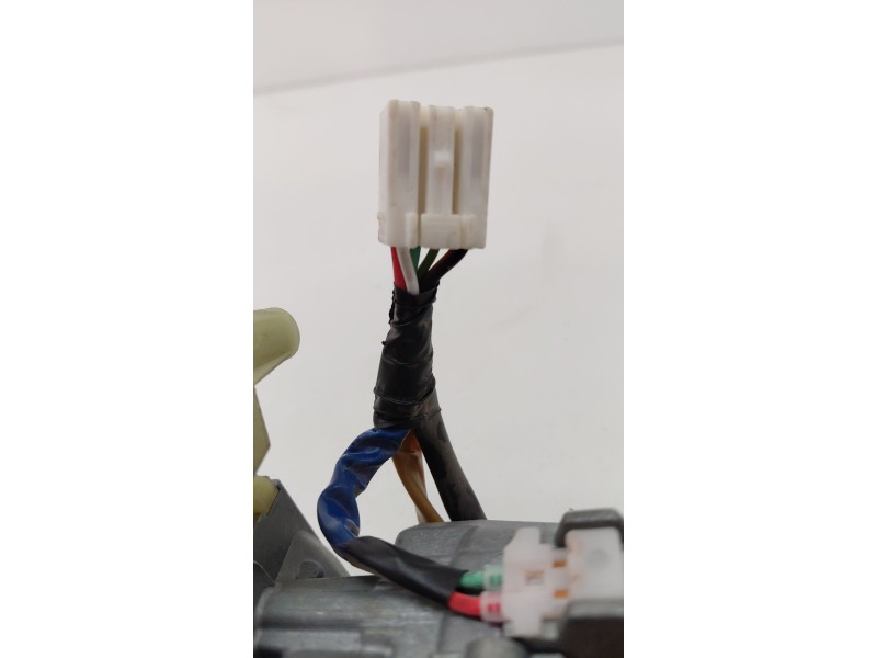 Recambio de conmutador de arranque para kia carens iv 1.7 crdi referencia OEM IAM 49A6101110  