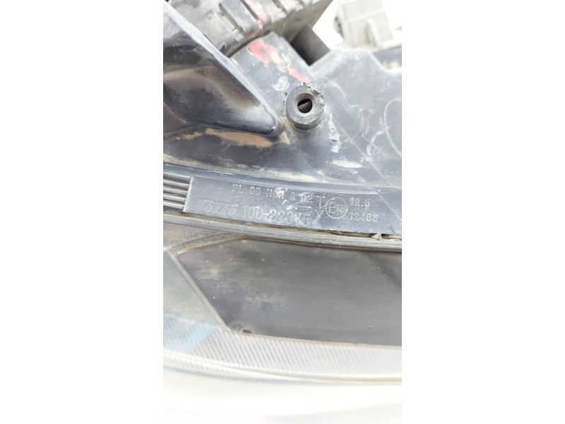 Recambio de faro derecho para honda insight (ze2) 1.3 cat referencia OEM IAM 10022875  