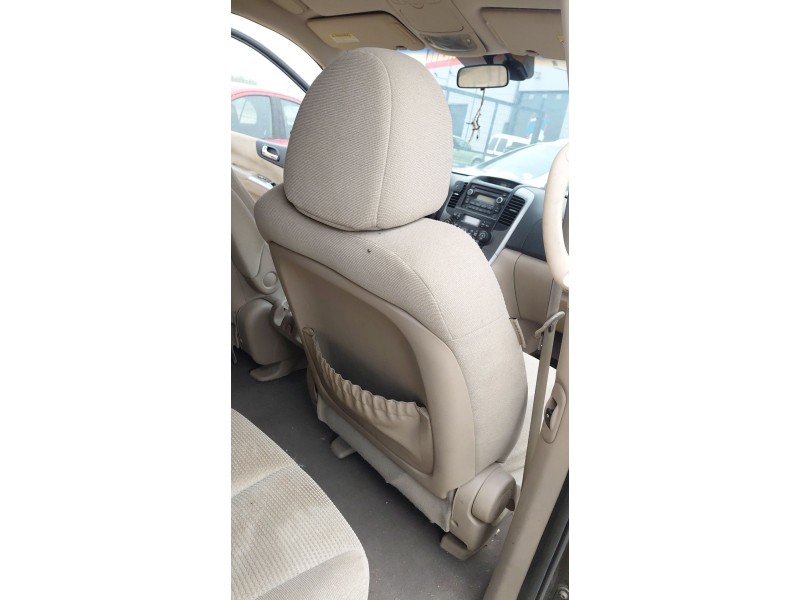 Recambio de asiento delantero derecho para kia carnival / grand carnival iii (vq) 2.9 crdi referencia OEM IAM   