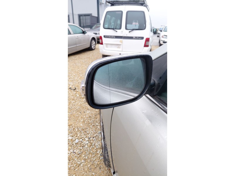 Recambio de retrovisor izquierdo para toyota avensis station wagon (_t25_) 1.8 (zzt251_) referencia OEM IAM   