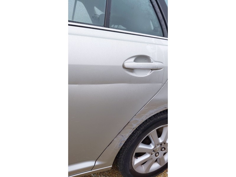 Recambio de puerta trasera izquierda para toyota avensis station wagon (_t25_) 1.8 (zzt251_) referencia OEM IAM   