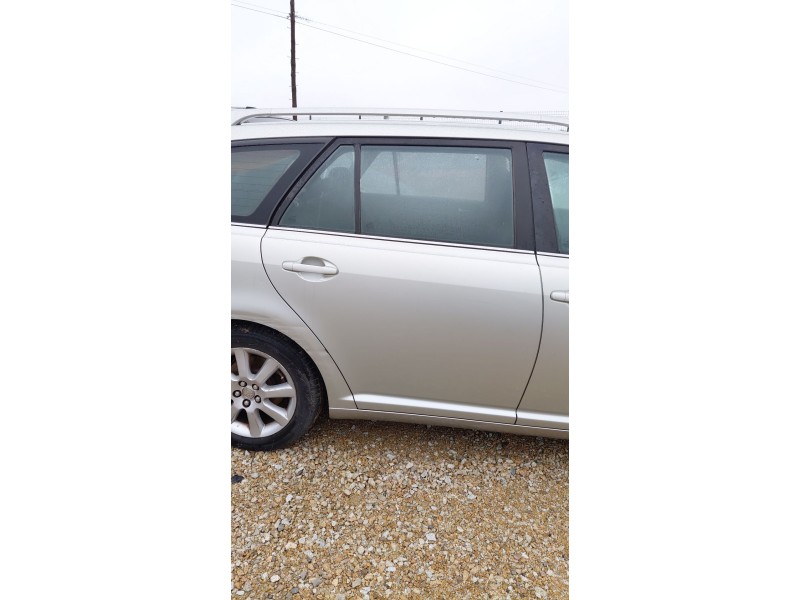 Recambio de puerta trasera derecha para toyota avensis station wagon (_t25_) 1.8 (zzt251_) referencia OEM IAM   
							