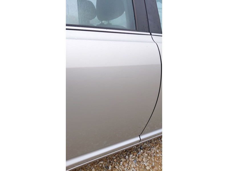 Recambio de puerta trasera derecha para toyota avensis station wagon (_t25_) 1.8 (zzt251_) referencia OEM IAM   