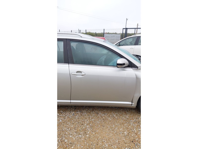 Recambio de puerta delantera derecha para toyota avensis station wagon (_t25_) 1.8 (zzt251_) referencia OEM IAM   
							