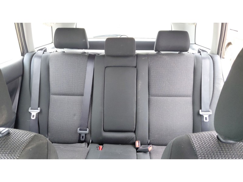 Recambio de asientos traseros para toyota avensis station wagon (_t25_) 1.8 (zzt251_) referencia OEM IAM   
							