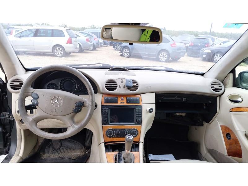 mercedes-benz clk (c209) del año 2004 mercedes-benz clk (c209) del año 2004