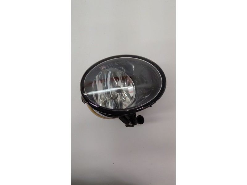 Recambio de faro antiniebla derecho para volkswagen golf vi (5k1) 1.6 tdi dpf referencia OEM IAM 5K0941700F  
							